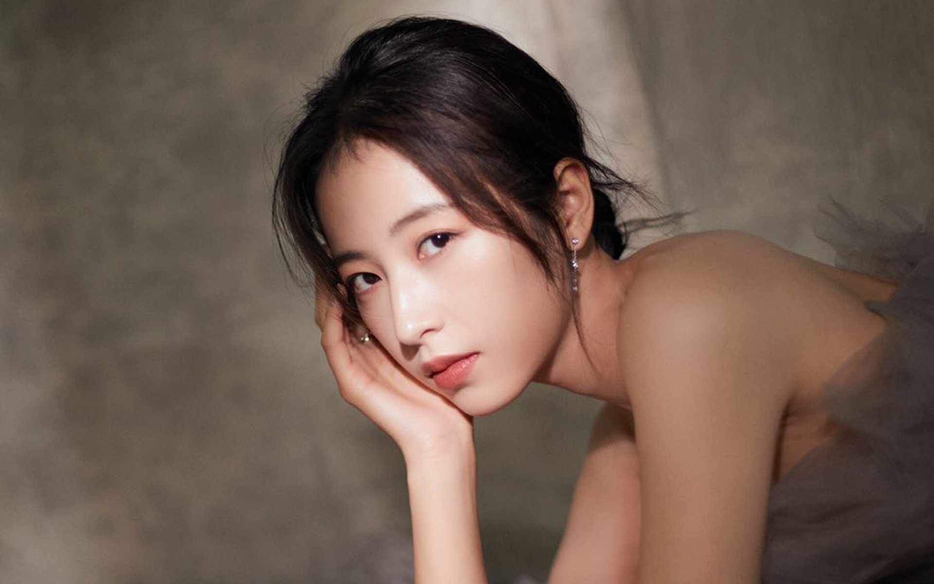 中国女篮重视篮板球争夺 增强内线统治力,中国女篮又出巨无霸