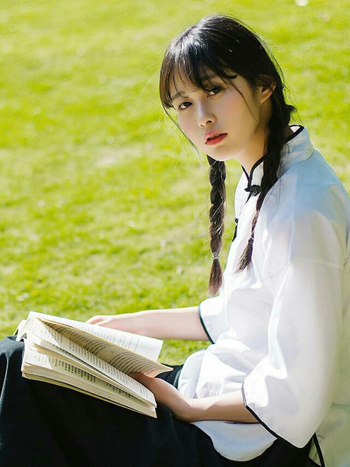 阿伦·斯密斯:凭借灵活的半场控制与视野,提升全黑队进攻效率